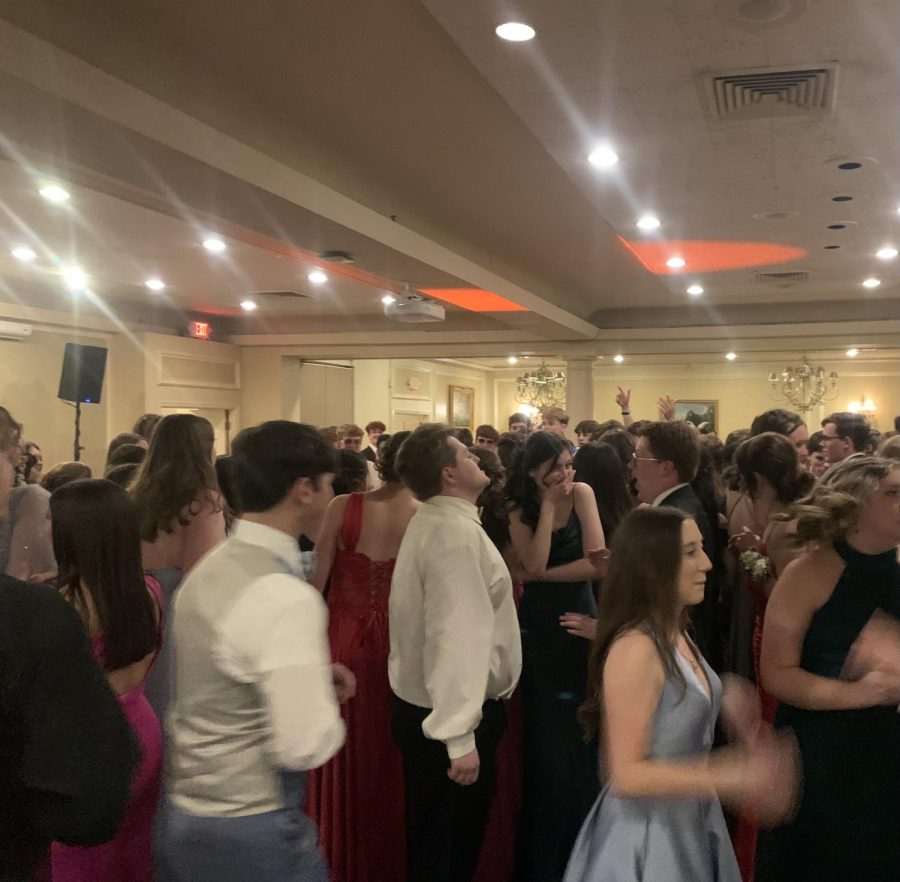 Junior Prom: A Night to Remember!
